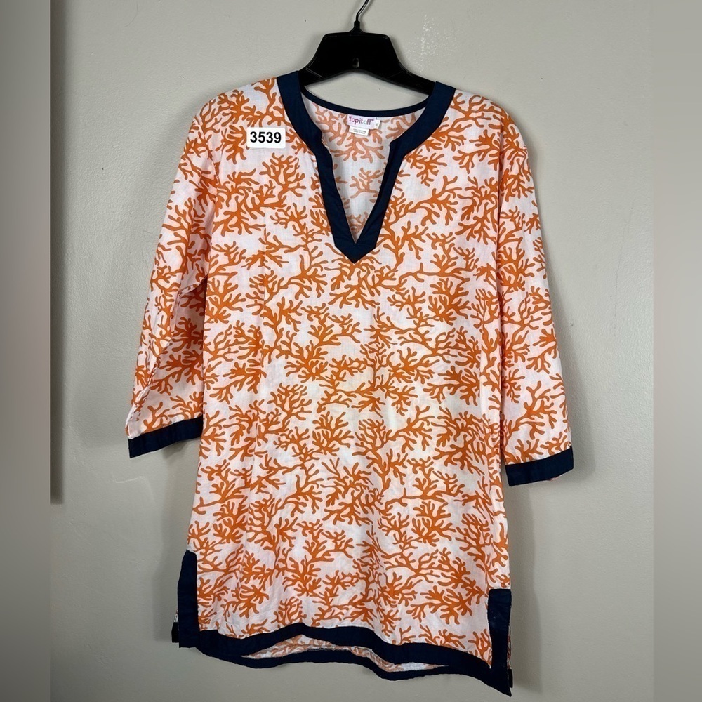 Top it off  small 20p2p 31”length 6”slit each side  vneck tunic pre owned
